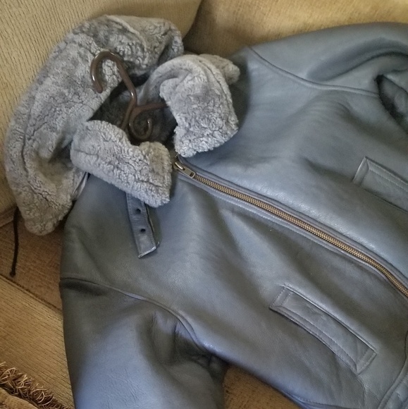 Grey shearling - Picture 4 of 4